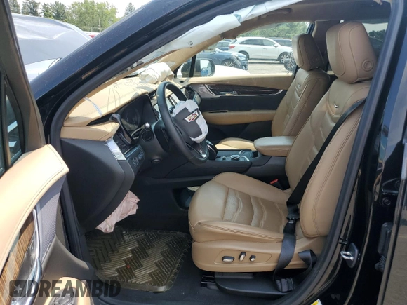 2023 Cadillac XT6 AWD Premium Luxury z VIN 1GYKPFRS7PZ225950, wystawiony jako Copart lot #65573174 z przebiegiem Nie podano mil oraz Szkoda całkowita • Salvage title. Historia ofert i sprzedaży dostępna na DreamBid. Obrazek 7.