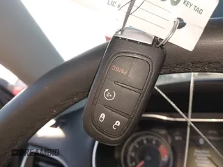 2021 Jeep Cherokee Trailhawk с VIN 1C4PJMBX5MD193290, выставлен на аукционе IAAI как лот 40903042 с пробегом 54 239 миль миль и . История ставок и продаж доступна на DreamBid. Изображение 11.