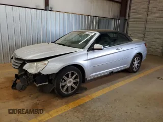 2008 Chrysler Sebring Touring z VIN 1C3LC55R08N271099, wystawiony jako Copart lot #53620705 z przebiegiem 134 637 mil mil oraz Szkoda całkowita • Salvage title. Historia ofert i sprzedaży dostępna na DreamBid. Obrazek 1.