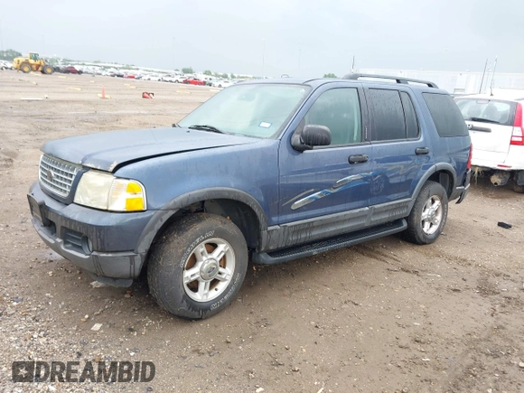 2003 Ford Explorer XLT with VIN 1FMZU73K73ZA63805, listed as a IAAI auction lot 42217052 with 266,219 mi miles and . Bid and sale history available at carsss.com. Image 2.