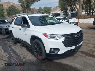 2021 Chevrolet Traverse Premier with VIN 1GNEVKKW1MJ260435, listed as a IAAI auction lot 40506016 with 35,835 mi miles. Bid and sale history available at carsss.com. Image 1.