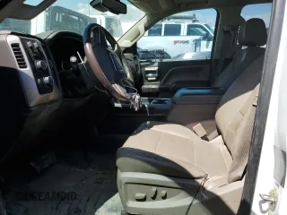 2016 GMC Sierra 3500HD Denali z VIN 1GT42YE80GF287355, wystawiony jako Copart lot #53024615 z przebiegiem 161 733 mil mil oraz Szkoda całkowita • Salvage title. Historia ofert i sprzedaży dostępna na DreamBid. Obrazek 7.