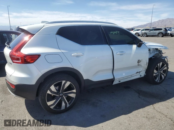 2024 Volvo XC40 Plus Bright Theme with VIN YV4L12UE7R2275603, listed as a Copart auction lot 48047005 with 14,759 mi miles and Salvage Title. Bid and sale history available at carsss.com. Image 3.