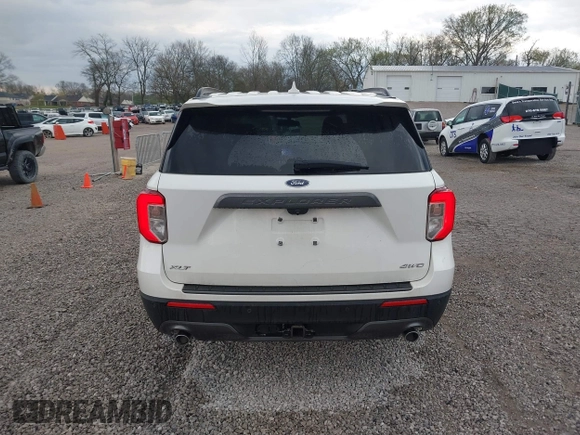2022 Ford Explorer XLT with VIN 1FMSK8DH6NGC07066, listed as a IAAI auction lot 41856343 with 31,711 mi miles and . Bid and sale history available at DreamBid. Image 16.