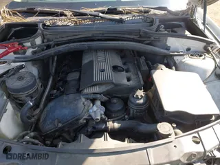 2004 BMW X3 2.5i with VIN WBXPA73434WC36038, listed as a IAAI auction lot 42120563 with 210,986 mi miles. Bid and sale history available at carsss.com. Image 10.