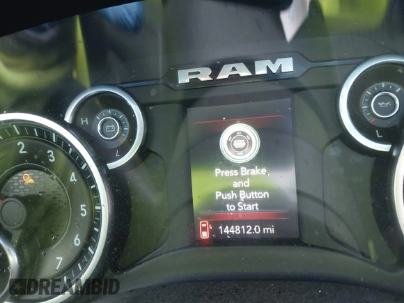 2019 Ram 1500 Big Horn z VIN 1C6SRFFT9KN644984, wystawiony jako IAAI lot #41849314 z przebiegiem 144 812 mil mil oraz . Historia ofert i sprzedaży dostępna na DreamBid. Obrazek 7.