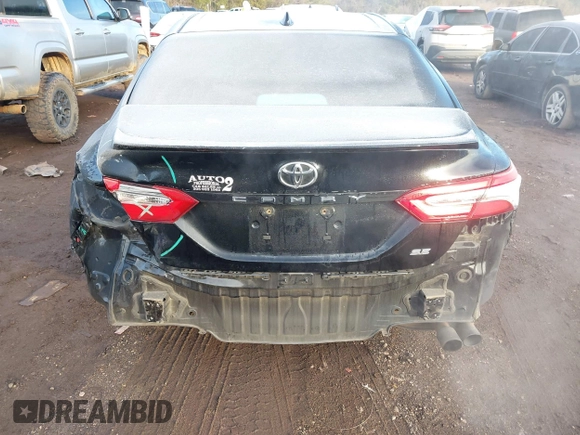 2020 Toyota Camry SE z VIN 4T1G11AK3LU945597, wystawiony jako IAAI lot #41292468 z przebiegiem 116 763 mil mil oraz . Historia ofert i sprzedaży dostępna na DreamBid. Obrazek 17.