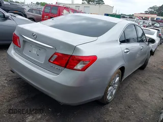 2009 Lexus ES 350 with VIN JTHBJ46GX92293083, listed as a IAAI auction lot 42146341 with 125,589 mi miles. Bid and sale history available at carsss.com. Image 4.