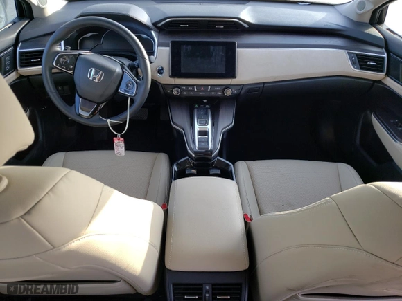 2021 Honda Clarity Plug-In Hybrid Touring with VIN JHMZC5F32MC000842, listed as a Copart auction lot 60568353 with 4,687 mi miles. Bid and sale history available at carsss.com. Image 8.