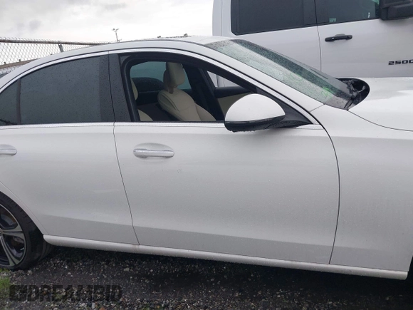 2025 Mercedes-Benz C 300 with VIN W1KAF4GB1SR243712, listed as a IAAI auction lot 41531516 with 4,506 mi miles and . Bid and sale history available at DreamBid. Image 14.