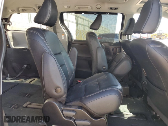 2019 Toyota Sienna SE с VIN 5TDEZ3DC6KS219708, выставлен на аукционе Copart как лот 53881225 с пробегом 116 807 миль миль и Списание • Salvage title. История ставок и продаж доступна на DreamBid. Изображение 11.