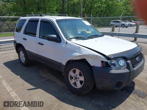 2007 Ford Escape XLS with VIN 1FMYU92Z07KB51308, listed as a IAAI auction lot 42076214 with 221,331 mi miles and . Bid and sale history available at DreamBid. Image 1.