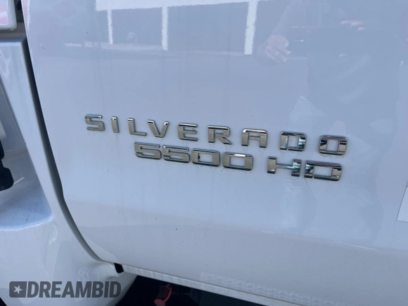 2019 Chevrolet Silverado 1500 with VIN 1HTKHPVK7KH811807, listed as a Copart auction lot 80460874 with 157,626 mi miles and Clean Title. Bid and sale history available at DreamBid. Image 9.