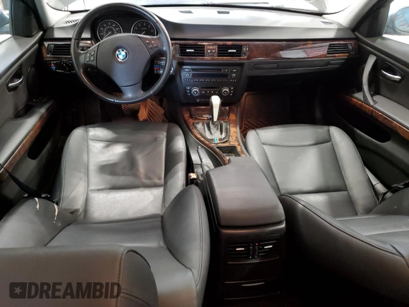 2008 BMW 3 Series 328xi z VIN WBAVC93578K037861, wystawiony jako Copart lot #58364495 z przebiegiem 147 497 mil mil oraz Nie do naprawy • Non repairable. Historia ofert i sprzedaży dostępna na DreamBid. Obrazek 8.