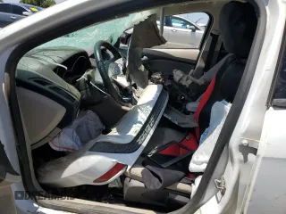 2016 Ford Focus SE with VIN 1FADP3F24GL282620, listed as a Copart auction lot 60744055 with 137,958 mi miles and Non repairable. Bid and sale history available at DreamBid. Image 7.