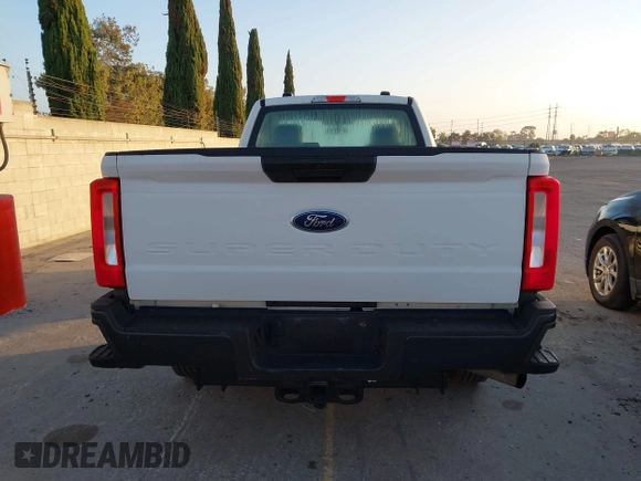 2023 Ford F-250 XL with VIN 1FTBF2AA6PEE09157, listed as a IAAI auction lot 42629266 with 15,571 mi miles and . Bid and sale history available at DreamBid. Image 17.