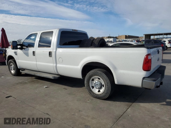 2008 Ford F-250 XL z VIN 1FTSW20578EB47672, wystawiony jako Copart lot #87549735 z przebiegiem 211 326 mil mil oraz Czysty tytuł • Clean title. Historia ofert i sprzedaży dostępna na DreamBid. Obrazek 2.
