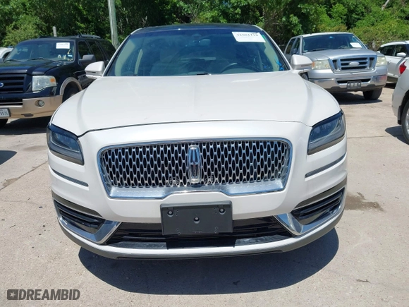 2019 Lincoln Nautilus Reserve with VIN 2LMPJ6L96KBL12639, listed as a IAAI auction lot 42081118 with 23,741 mi miles. Bid and sale history available at carsss.com. Image 6.