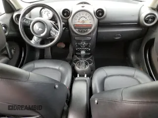 2012 MINI Countryman with VIN WMWZB3C51CWM02831, listed as a Copart auction lot 53821445 with 149,654 mi miles and Salvage Title. Bid and sale history available at DreamBid. Image 8.