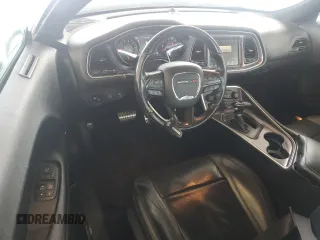 2016 Dodge Challenger SXT z VIN 2C3CDZAG7GH317012, wystawiony jako Copart lot #55610745 z przebiegiem 106 917 mil mil oraz Szkoda całkowita • Salvage title. Historia ofert i sprzedaży dostępna na DreamBid. Obrazek 8.