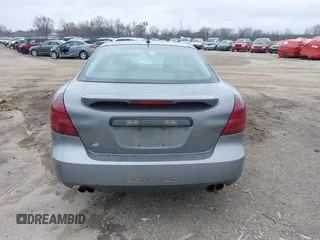 2007 Pontiac Grand Prix with VIN 2G2WP552371221110, listed as a IAAI auction lot 42011006 with 274,300 mi miles. Bid and sale history available at carsss.com. Image 16.