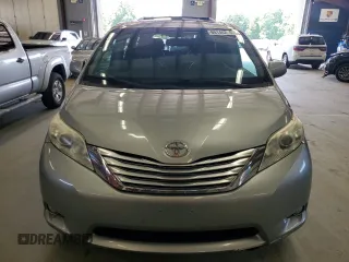 2011 Toyota Sienna XLE z VIN 5TDDK3DC4BS006272, wystawiony jako Copart lot #65144215 z przebiegiem 270 006 mil mil oraz Czysty tytuł • Clean title. Historia ofert i sprzedaży dostępna na DreamBid. Obrazek 5.