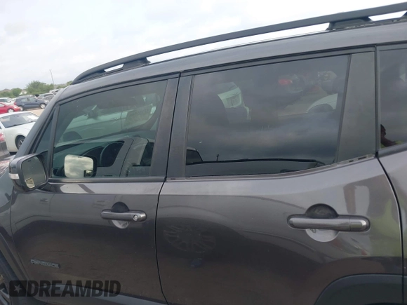 2019 Jeep Renegade Latitude z VIN ZACNJABBXKPJ76703, wystawiony jako IAAI lot #42151566 z przebiegiem 91 372 mil mil oraz . Historia ofert i sprzedaży dostępna na DreamBid. Obrazek 14.