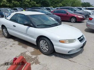 1997 Chrysler Sebring JX z VIN 3C3EL45H4VT624613, wystawiony jako IAAI lot #42262828 z przebiegiem Nie podano mil oraz . Historia ofert i sprzedaży dostępna na DreamBid. Obrazek 1.