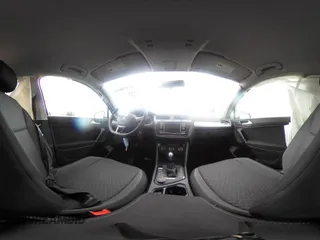 2018 Volkswagen Tiguan S с VIN 3VV0B7AXXJM051617, выставлен на аукционе IAAI как лот 41976860 с пробегом 66 186 миль миль и . История ставок и продаж доступна на DreamBid. Изображение 18.