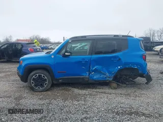 2015 Jeep Renegade Trailhawk with VIN ZACCJBCT4FPB41376, listed as a IAAI auction lot 41943388 with 65,963 mi miles and . Bid and sale history available at DreamBid. Image 15.