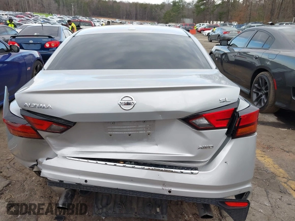 2020 Nissan Altima 2.5 SL with VIN 1N4BL4EW0LC137436, listed as a IAAI auction lot 41541138 with 76,193 mi miles. Bid and sale history available at carsss.com. Image 16.