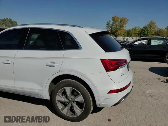 2024 Audi Q5 Premium Plus with VIN WA1BBAFY3R2040820, listed as a Copart auction lot 77135564 with 12,716 mi miles and Salvage title. Bid and sale history available at DreamBid. Image 12.