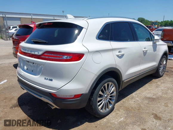 2016 Lincoln MKC Reserve with VIN 5LMTJ3DH5GUJ00697, listed as a IAAI auction lot 42519804 with 57,995 mi miles and . Bid and sale history available at DreamBid. Image 4.