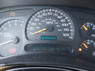 2005 Chevrolet Tahoe Z71 z VIN 1GNEK13TX5R139378, wystawiony jako IAAI lot #41267070 z przebiegiem 229 243 mil mil oraz . Historia ofert i sprzedaży dostępna na DreamBid. Obrazek 7.