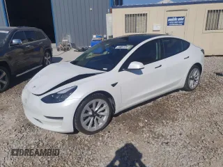 2023 Tesla Model 3 z VIN 5YJ3E1EA2PF457989, wystawiony jako Copart lot #63149055 z przebiegiem 106 724 mil mil oraz Czysty tytuł • Clean title. Historia ofert i sprzedaży dostępna na DreamBid. Obrazek 1.