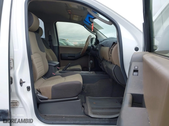 2006 Nissan Xterra X with VIN 5N1AN08W16C507894, listed as a IAAI auction lot 41985270 with 172,333 mi miles. Bid and sale history available at carsss.com. Image 5.
