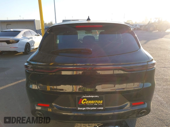 2024 Dodge Hornet R/T with VIN ZACPDFCW0R3A19099, listed as a IAAI auction lot 41324376 with 179 mi miles and . Bid and sale history available at DreamBid. Image 16.