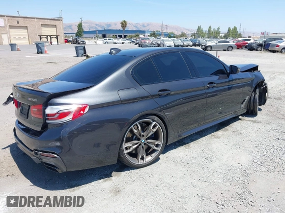 2020 BMW 5 Series M550i xDrive z VIN WBAJS7C07LBN96264, wystawiony jako IAAI lot #42478429 z przebiegiem 46 035 mil mil oraz . Historia ofert i sprzedaży dostępna na DreamBid. Obrazek 4.