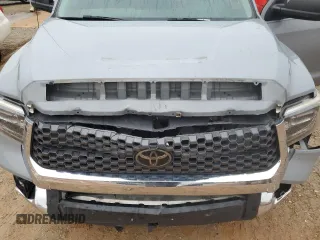 2018 Toyota Tundra 2WD SR5 with VIN 5TFEY5F12JX242258, listed as a Copart auction lot 73524394 with 117,034 mi miles and Salvage Title. Bid and sale history available at carsss.com. Image 12.