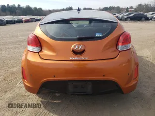 2013 Hyundai Veloster RE:MIX with VIN KMHTC6AD6DU156272, listed as a Copart auction lot 48770025 with 101,729 mi miles and Salvage title. Bid and sale history available at DreamBid. Image 6.