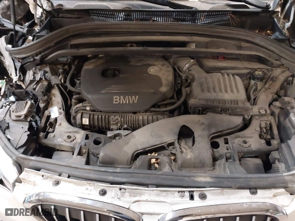 2016 BMW X1 xDrive28i with VIN WBXHT3C30G5E52065, listed as a IAAI auction lot 41552781 with 205,961 mi miles. Bid and sale history available at carsss.com. Image 10.
