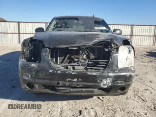 2009 GMC Yukon SLE w/3SA with VIN 1GKFC23C19R105937, listed as a Copart auction lot 85500104 with 238,907 mi miles and Salvage Title. Bid and sale history available at carsss.com. Image 5.