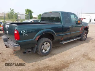 2011 Ford F-250 XL z VIN 1FT7X2BT5BEC44942, wystawiony jako IAAI lot #42383561 z przebiegiem 112 146 mil mil oraz . Historia ofert i sprzedaży dostępna na DreamBid. Obrazek 4.
