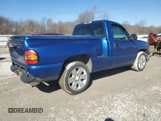 2004 Chevrolet Silverado 1500 LS with VIN 1GCEC14V84Z196019, listed as a Copart auction lot 45602055 with 212,230 mi miles and Salvage Title. Bid and sale history available at carsss.com. Image 3.