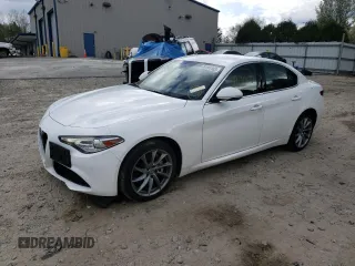 2020 Alfa Romeo Giulia with VIN ZARFANANXL7625330, listed as a Copart auction lot 49191163 with 35,507 mi miles. Bid and sale history available at carsss.com. Image 1.