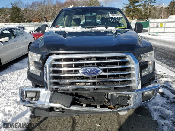 2015 Ford F-150 XLT w/HD Payload Pkg with VIN 1FTFW1EG3FFC17522, listed as a Copart auction lot 47593575 with 126,622 mi miles and Salvage Title. Bid and sale history available at carsss.com. Image 5.