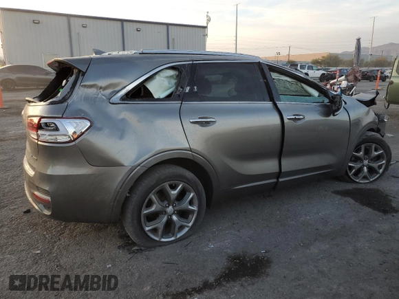 2016 Kia Sorento SXL with VIN 5XYPK4A12GG032749, listed as a Copart auction lot 85114774 with 111,220 mi miles and Salvage Title. Bid and sale history available at carsss.com. Image 3.