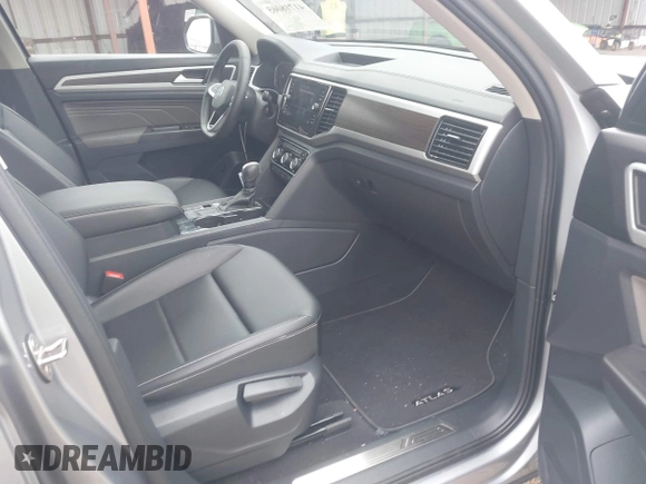 2023 Volkswagen Atlas SE with VIN 1V2WR2CAXPC505406, listed as a IAAI auction lot 41718065 with 44,305 mi miles and . Bid and sale history available at DreamBid. Image 5.
