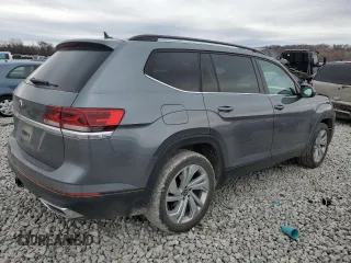 2022 Volkswagen Atlas SE with VIN 1V2WR2CA4NC502532, listed as a Copart auction lot 44407155 with 67,394 mi miles and Salvage title. Bid and sale history available at DreamBid. Image 3.