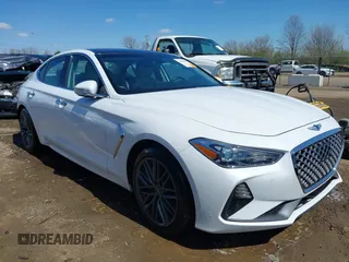 2019 Genesis G70 3.3T Advanced with VIN KMTG34LE2KU030490, listed as a IAAI auction lot 41976903 with 61,660 mi miles. Bid and sale history available at carsss.com. Image 1.